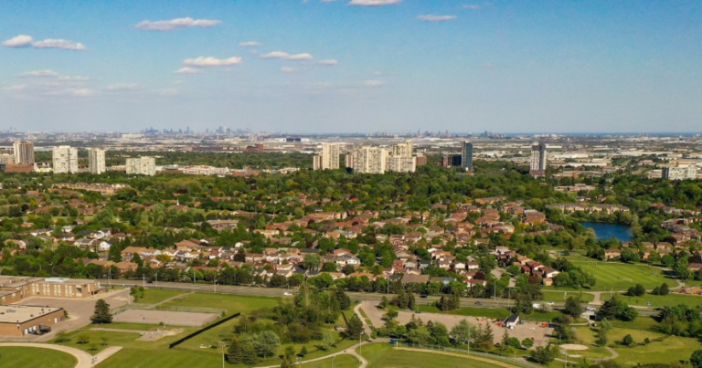 Brampton bylaw inspection finds 25 students crammed in house with two units