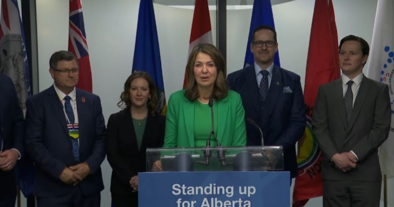 Danielle Smith opens Alberta representative office in Ottawa