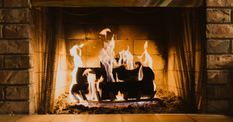 Quebec City enacts ban on wood-burning stoves, fireplaces in middle of winter