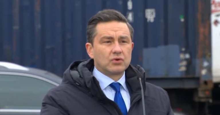 Poilievre says Conservative government would mandate age verification to watch porn