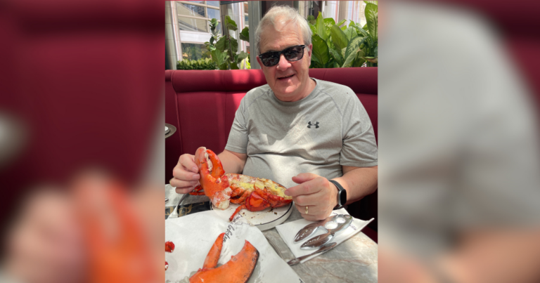 Liberal minister under fire for showing off Malaysian lobster feast