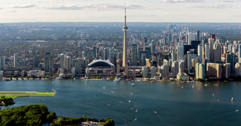 Federal government extends ban on foreign home buyers to 2027