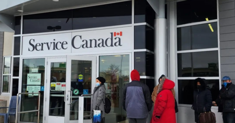 Federal workers to get minimum wage hike on day of carbon tax increase