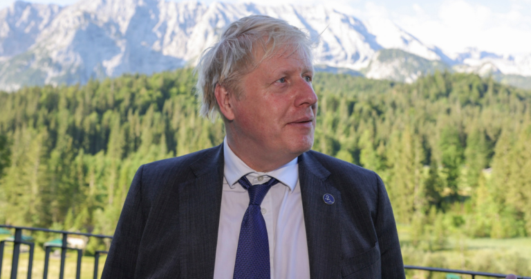 Boris Johnson defends J.K. Rowling in Ottawa speech