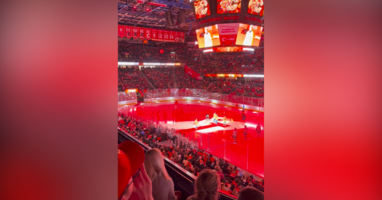 Gondek calls boos at Calgary Flames game a “small distraction”
