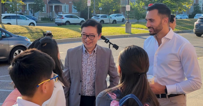 Ontario government issues province-wide ban on phone use in classrooms 