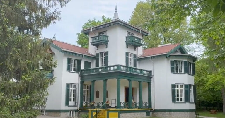 Ratio’d | Canadians SPEAK OUT against Trudeau’s latest attack on John A. Macdonald