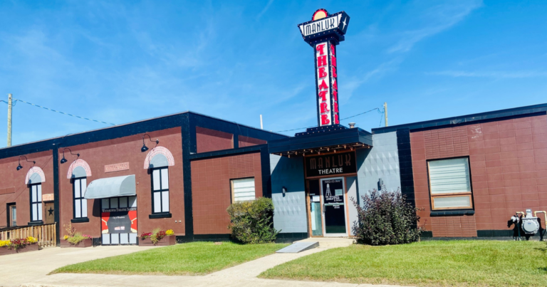 Alberta theatre cancels drag show featuring child performers