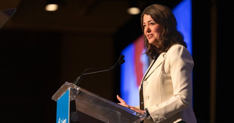 Smith demands overhaul of “broken” equalization as Alberta shoulders federal burden