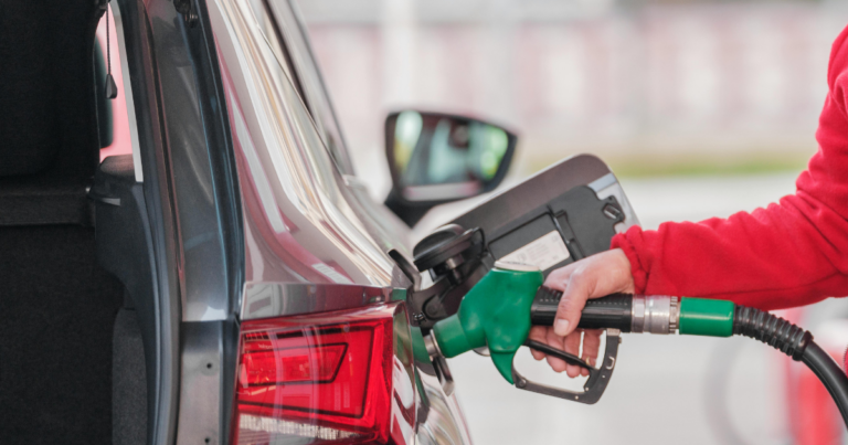 Two-thirds of Canadians say feds ban on gas vehicles by 2035 is unrealistic