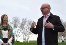 Randy Boissonnault apologizes over Indigenous heritage claims