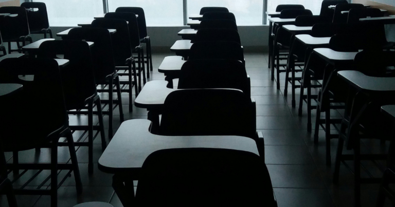 Quebec suspends teachers accused of forcing “Islamist” practices in public school 