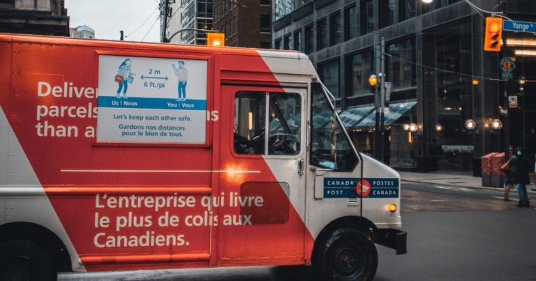 Canada Post employees ordered back to work as negotiations reach impasse