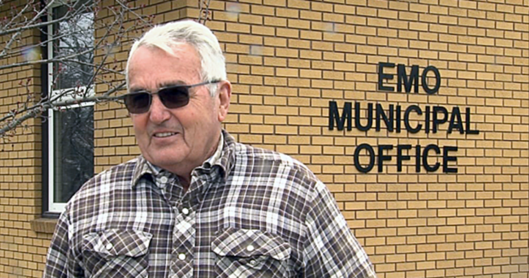 Ontario mayor who defied Pride group has bank account garnished