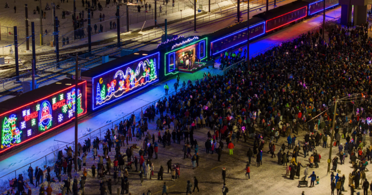 Canadian Pacific collects 130,000 pounds of food in Holiday Train drive