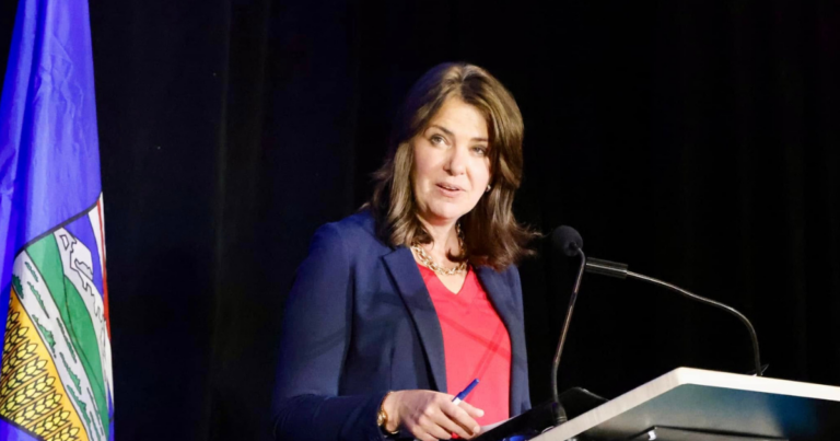 Smith no longer lone wolf on provincial response to tariffs as Quebec, Saskatchewan shift