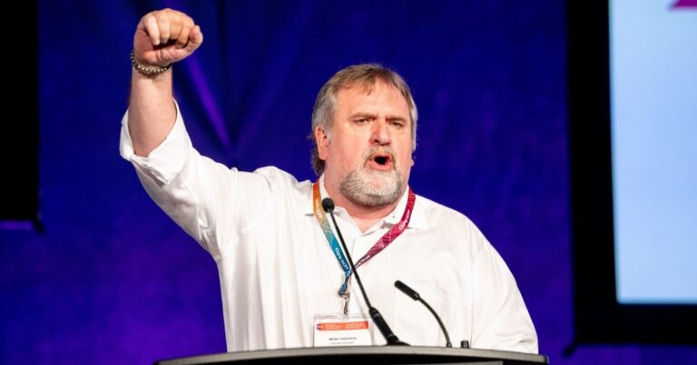 CUPE asks feds to nationalize companies that try to leave for the U.S.